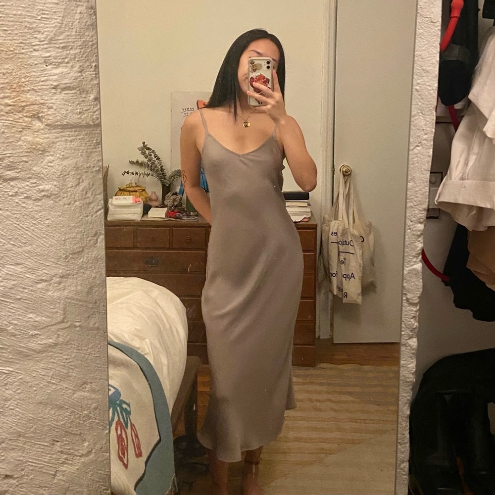 NWT sold out deadstock tierney slip dress in pearl gray